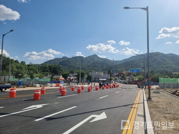 의정부시가 의정부 복합문화융합단지 도시개발사업 구역 내 국도 43호선 일부 도로를 임시 개통했다. 