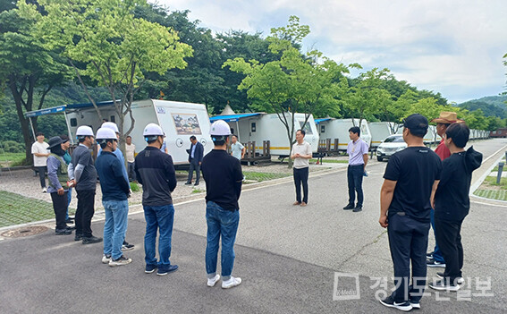 연천군시설관리공단이 한탄강관광지 구난훈련을 실시하고 있다.