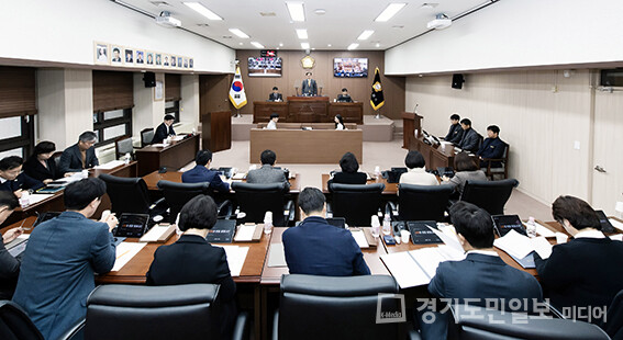김포시의회 제229회 정례회 제2차 본회의가 개회되고 있다. 
