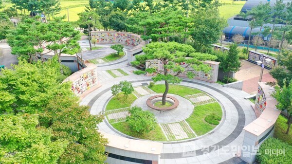 안산시 공설공원묘지인 하늘공원 전경. 