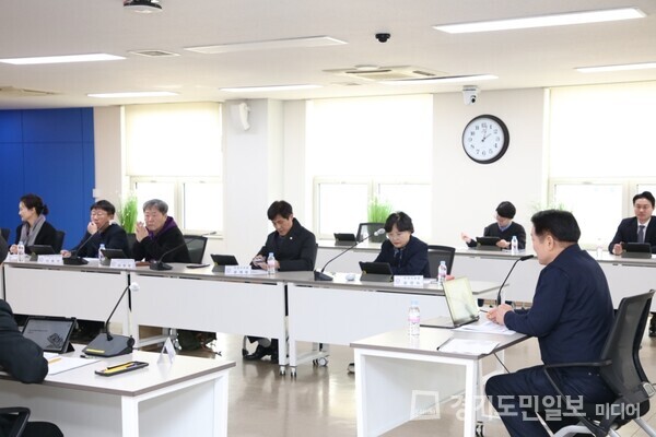  ‘안양시 업사이클센터 타당성 조사 연구용역’ 최종보고회가 열리고 있다.