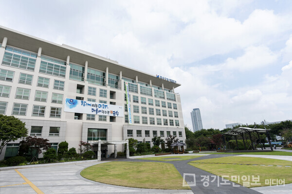 인천 연수구청 전경사진.